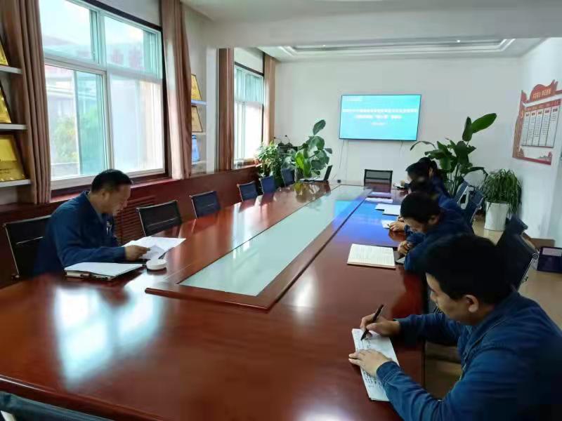 9月26日，儲運(yùn)中心黨委召開全國國有企業(yè)黨的建設(shè)工作會議精神貫徹落實情況“回頭看”專題推進(jìn)會